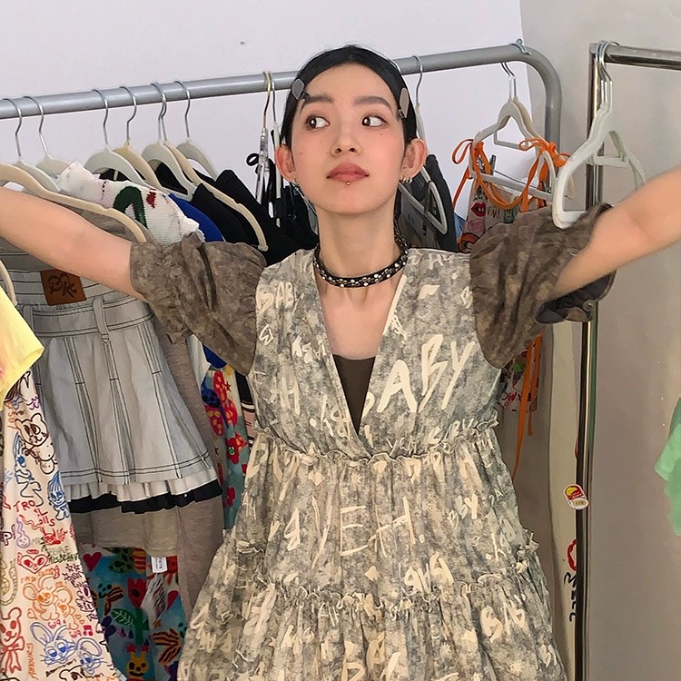 Oinkoink 原创设计棕色系废土风泡泡袖娃娃裙连衣裙女