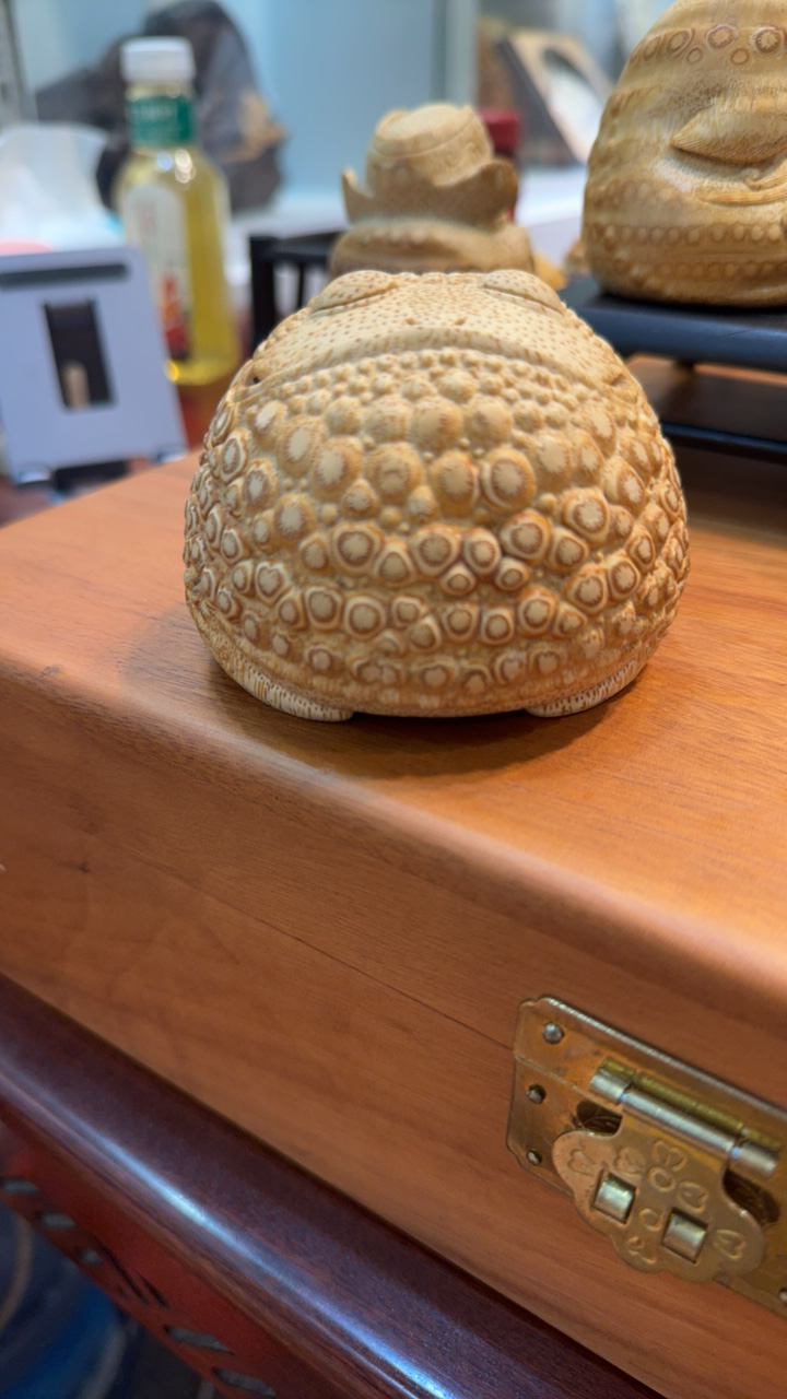 正竹老师纯手工雕刻精品竹雕大悟道。