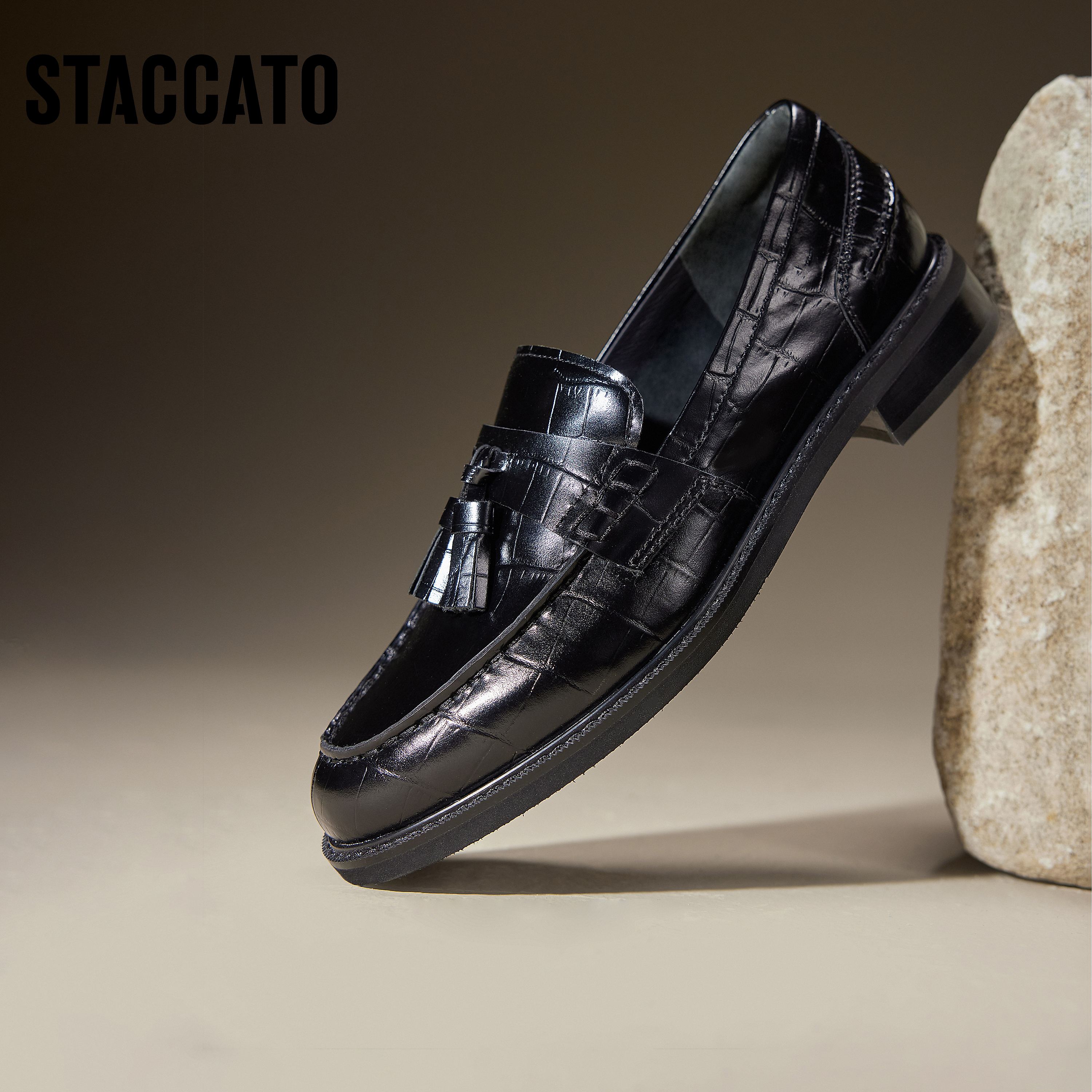 【王雪糕专属】思加图秋季新款石头压纹英伦风乐福鞋EYN05CA4