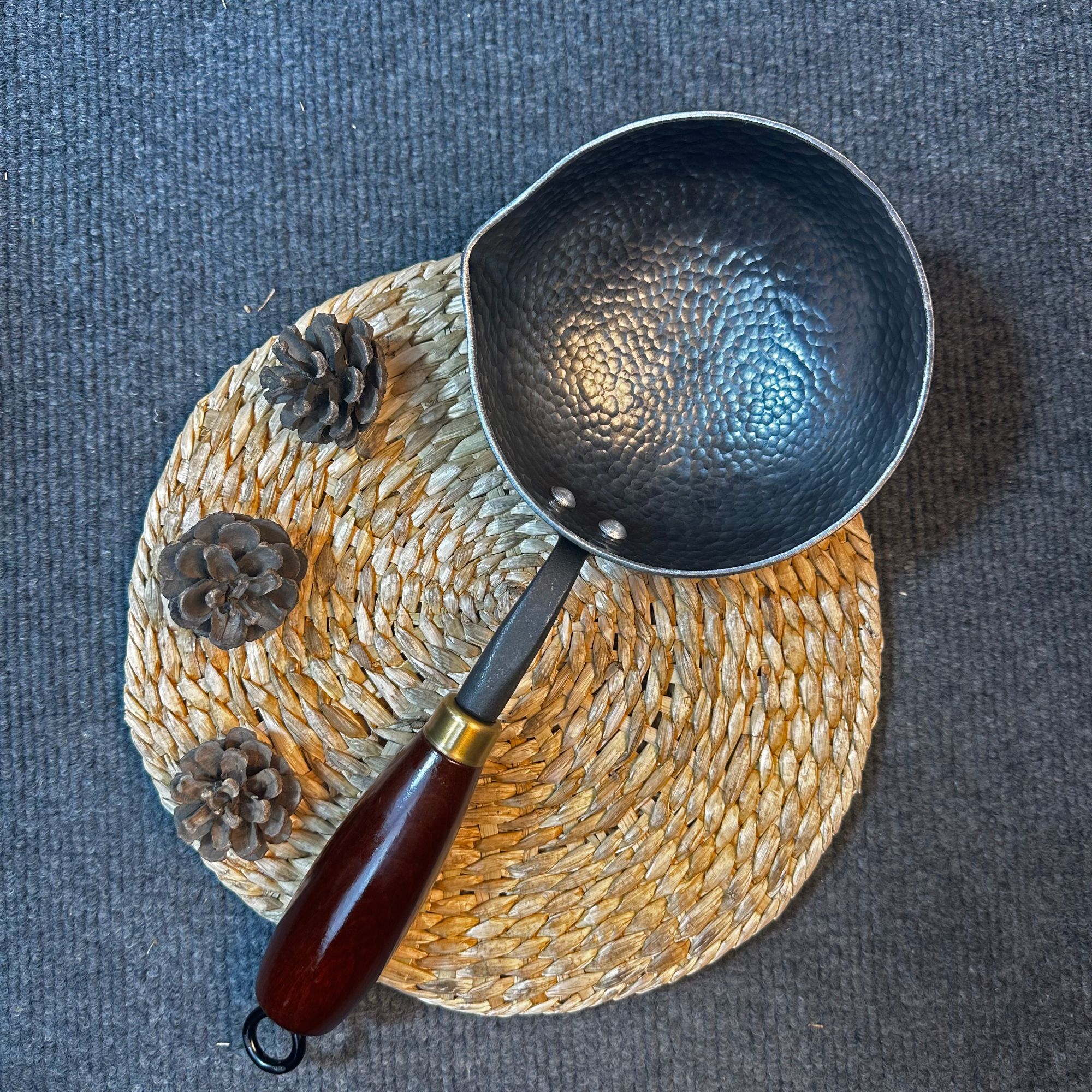 工艺纯手工热锻锻打小泼油锅无化学涂层健康熟铁耐用家用炒菜锅