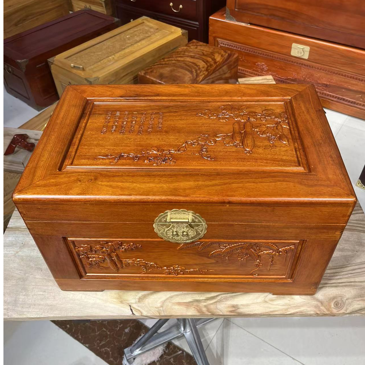 樟木箱衣物箱子字画箱子——丝瓜款——长100--宽50--高45厘米