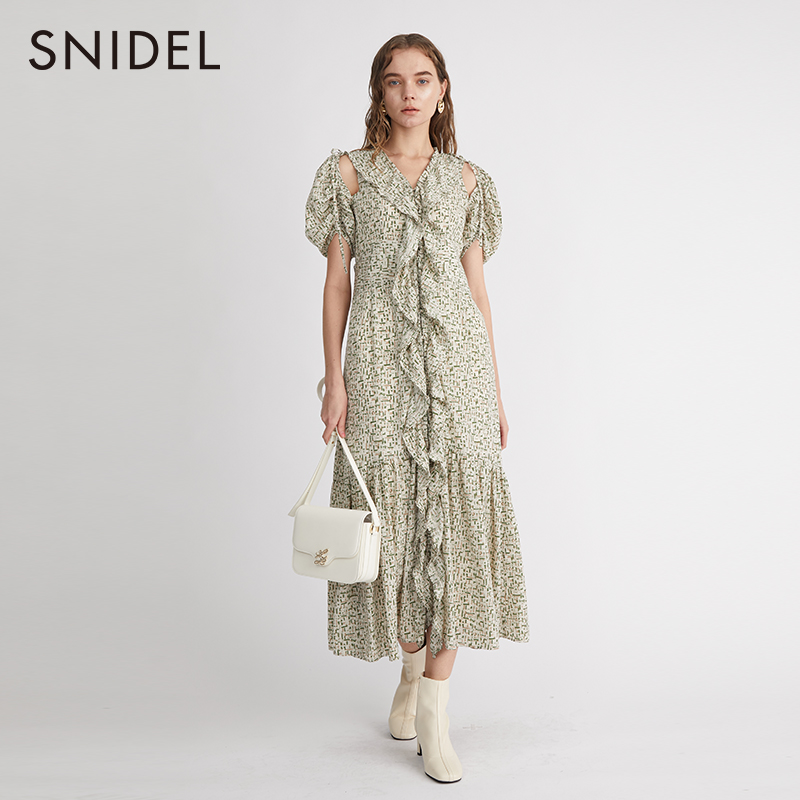 SNIDEL夏季碎高端花超显瘦优雅印花花边露肩系带连衣裙SWFO221151