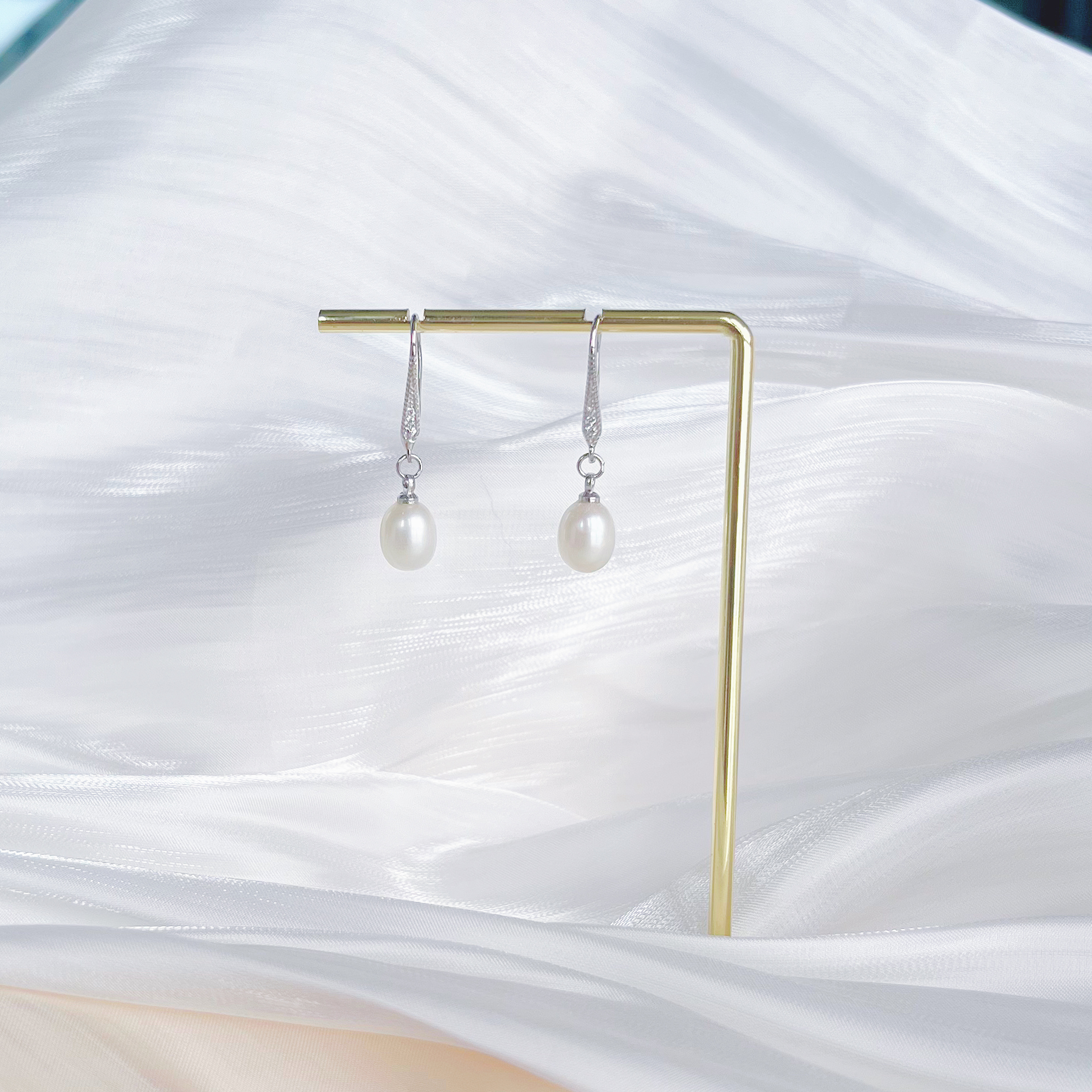 【5A级 通体S925银镀18K金】7-8mm天然淡水珍珠耳饰SJ050