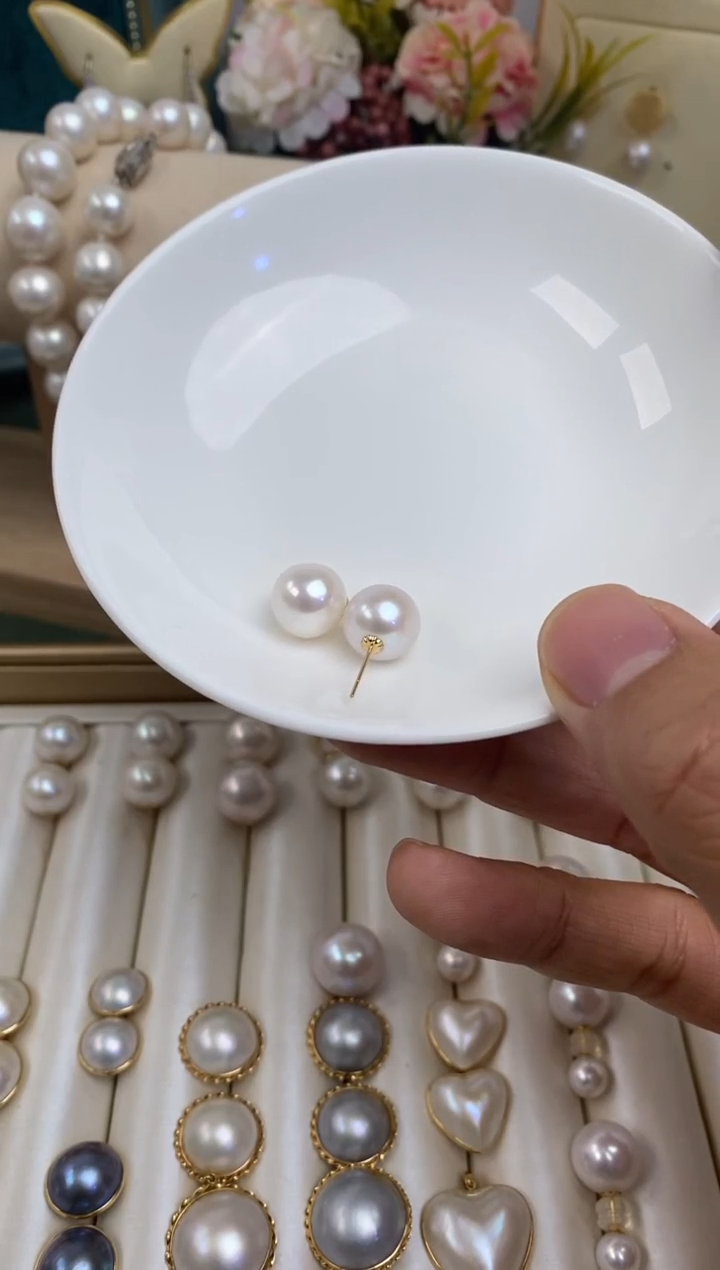 【闪购商品】淡水珍珠耳饰18K金镶嵌10-11