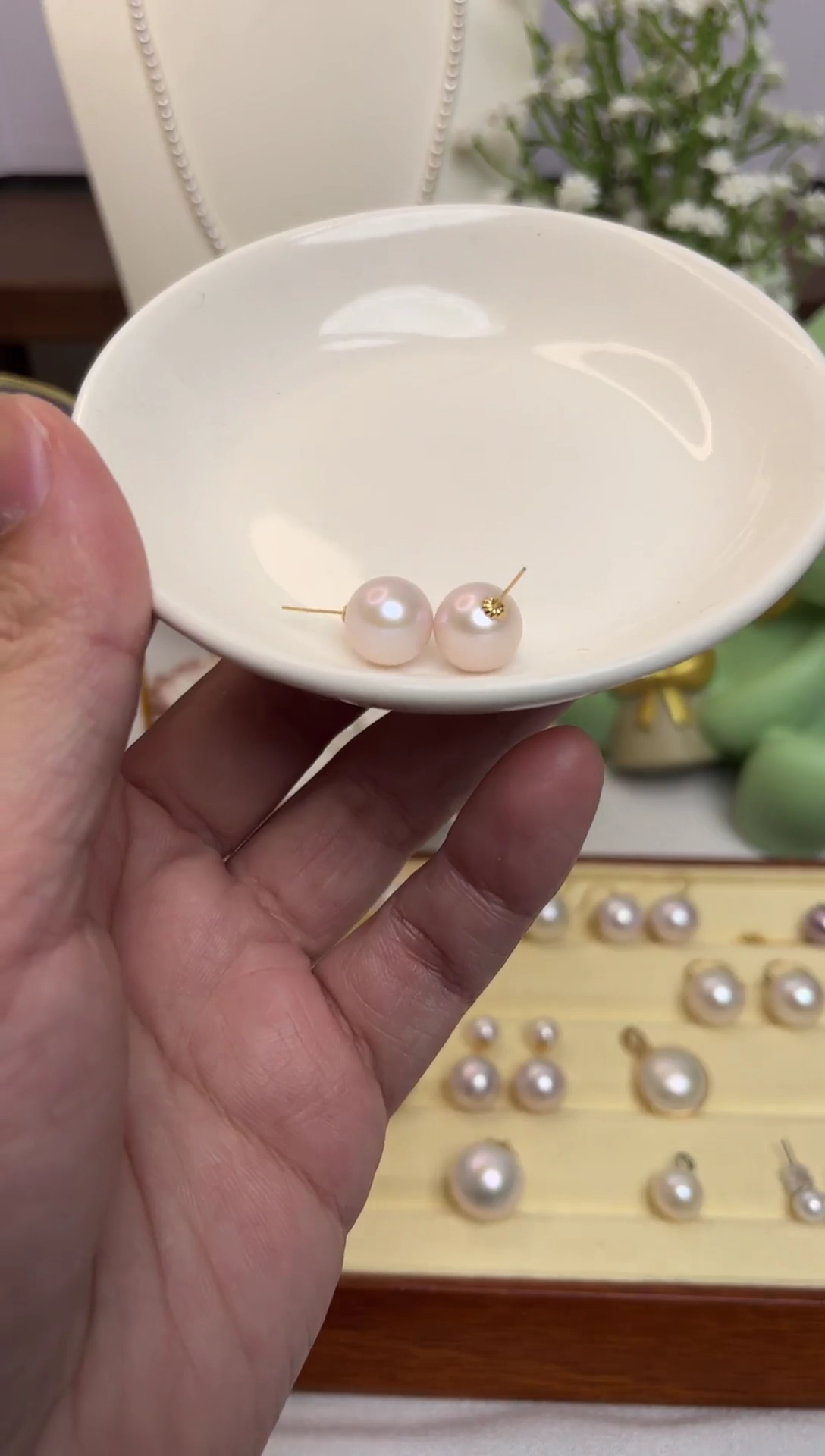 【闪购商品】淡水珍珠耳饰18K金镶嵌10-11