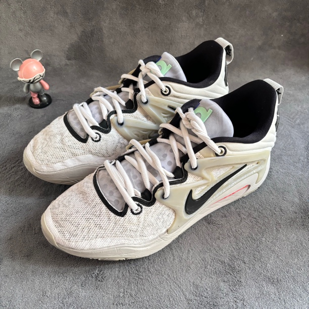 KD15 白灰 41码 二手正品实战篮球运动鞋 实拍如下