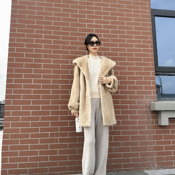 KATISIMAN/卡媞斯缦『一件出门』时尚皮草气质中长款女士连帽款外套