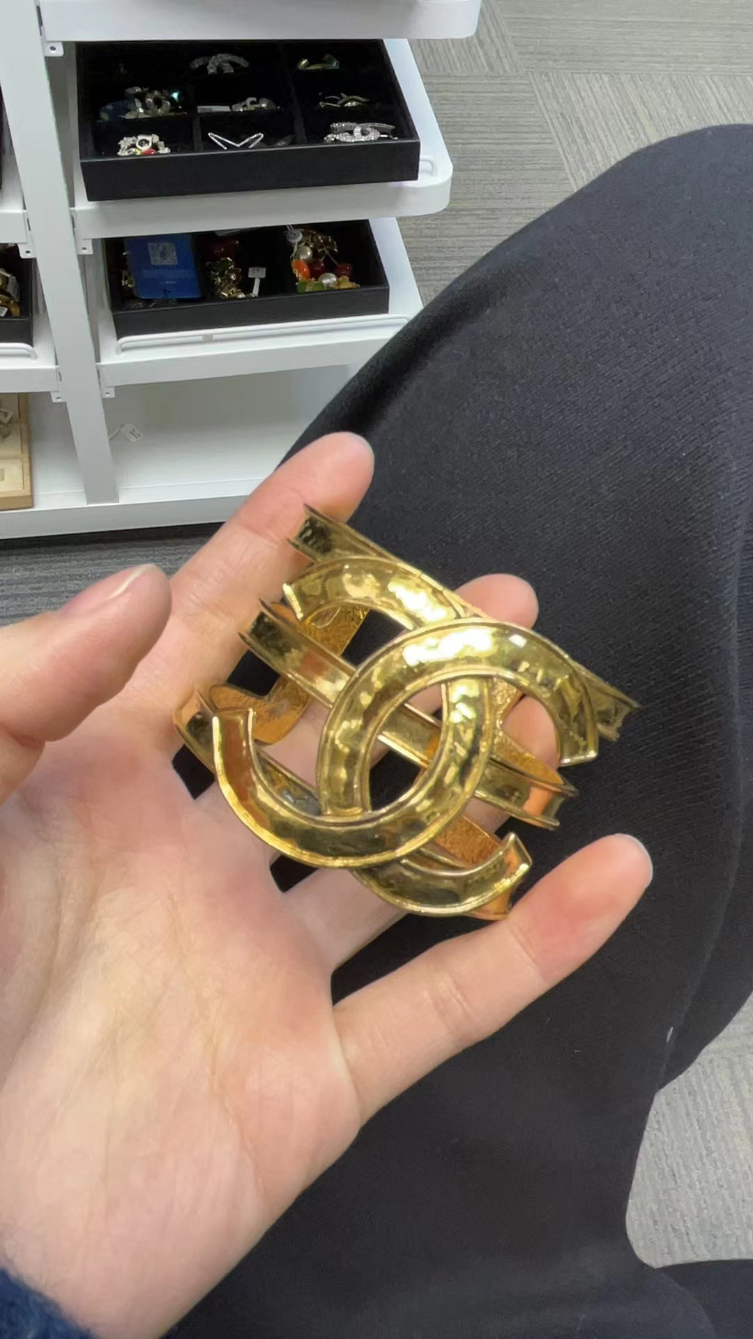 80新 Chanel/香奈儿 素金大logo手镯