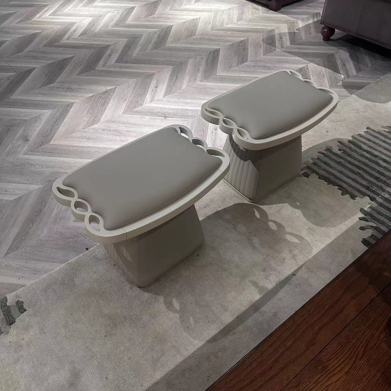 polocyte/保罗赛特美式浅灰色皮艺梳妆凳 560*390*450