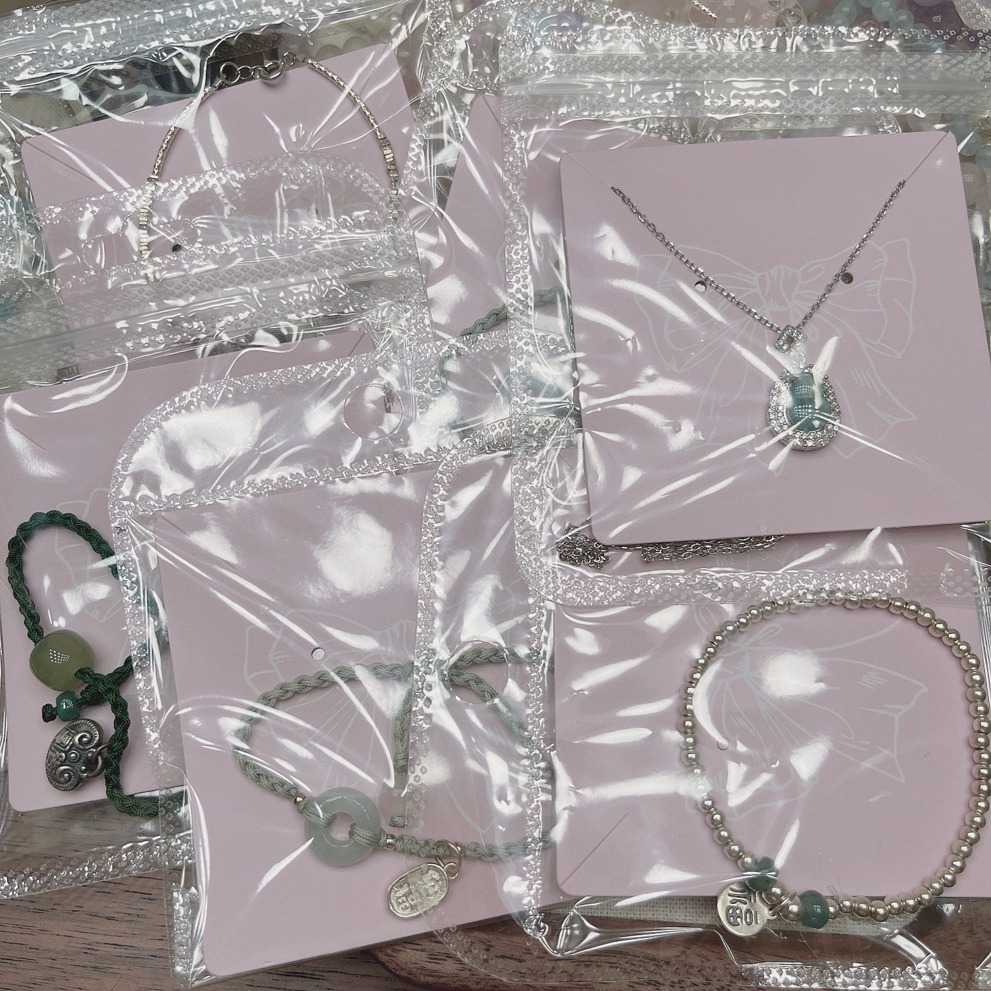 《翡翠玉石》饰品-多样性发货数量1件