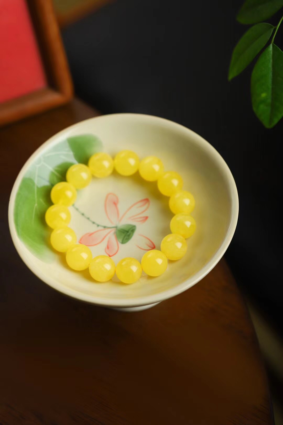 蜜蜡柠檬黄13.5mm手链