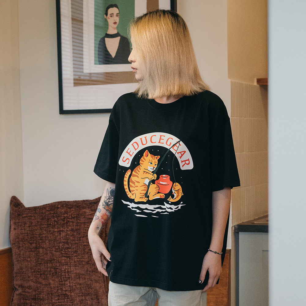 食钓SEDUCEgear夏季新品钓鱼猫卡通印花短袖宽松透气运动休闲T恤
