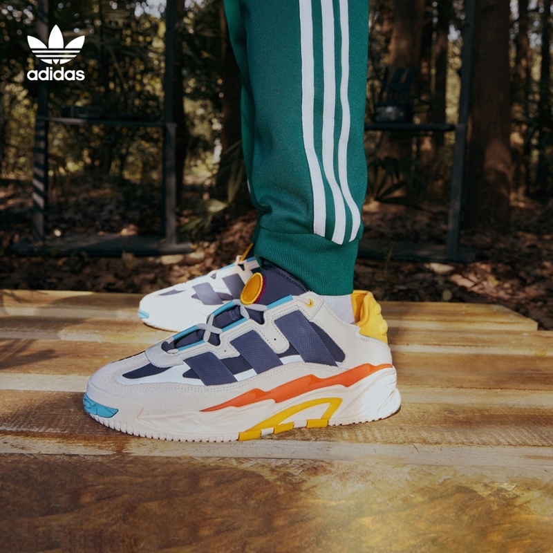 阿迪达斯三叶草男女款经典运动「奶包鞋」adidas NITEBALL FV4842