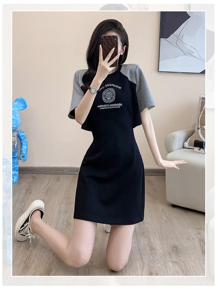 运动风t恤裙休闲连衣裙女夏季显瘦气质小个子减龄露腰小众设计感