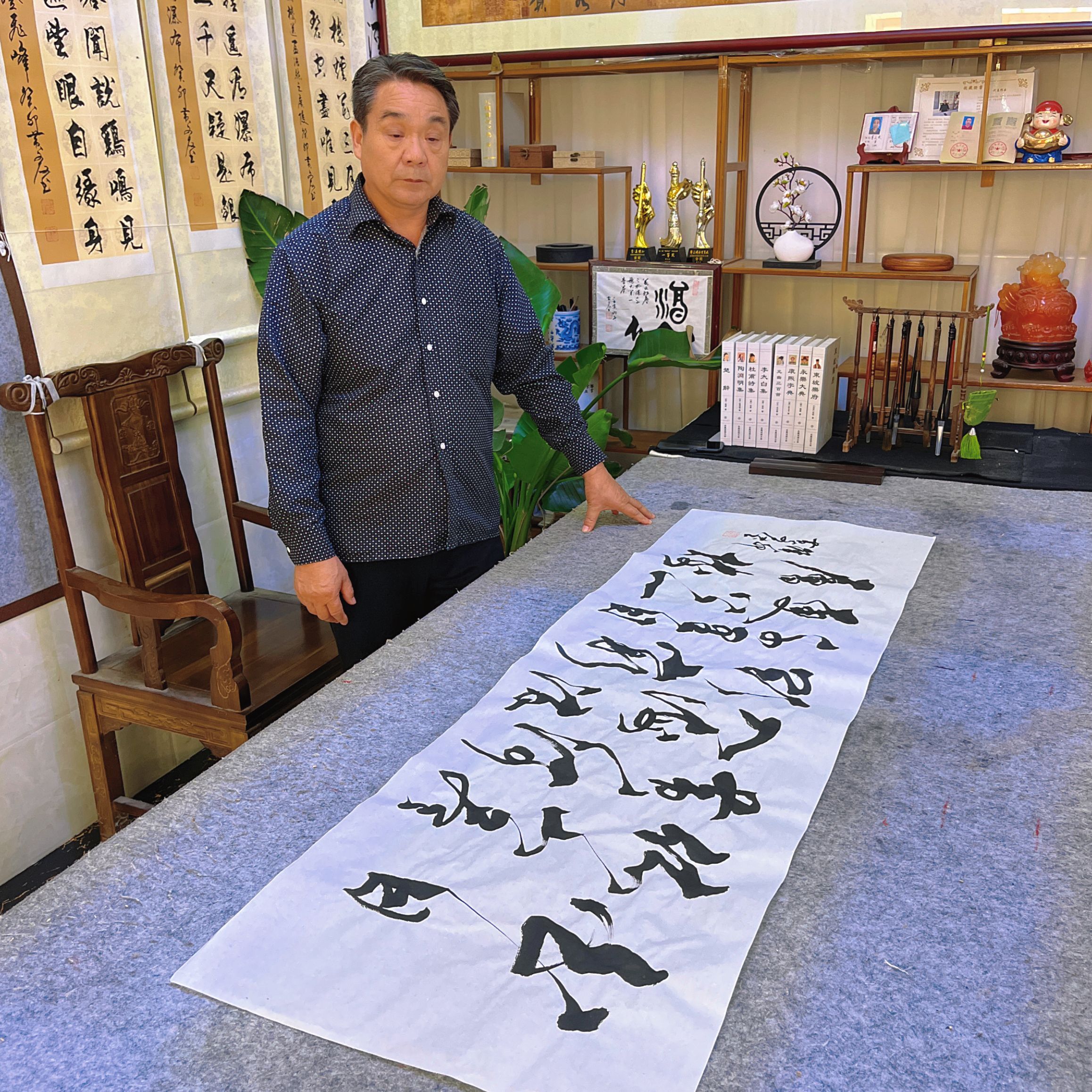 白日依山尽，黄河入海流，欲穷千里目，更上一层楼 50*160白宣纸