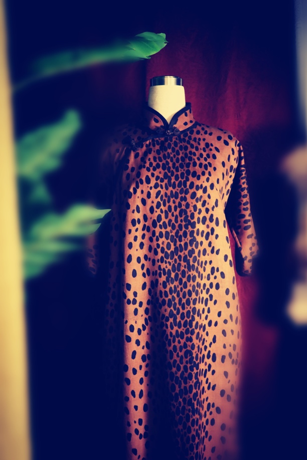 雨点.知香云纱古法袖旗袍