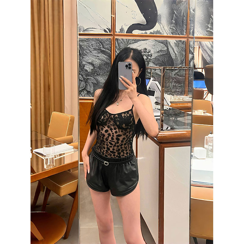 2024纯欲风性感辣妹露背蕾丝绣花连体衣女百搭黑色短款裤子两件套