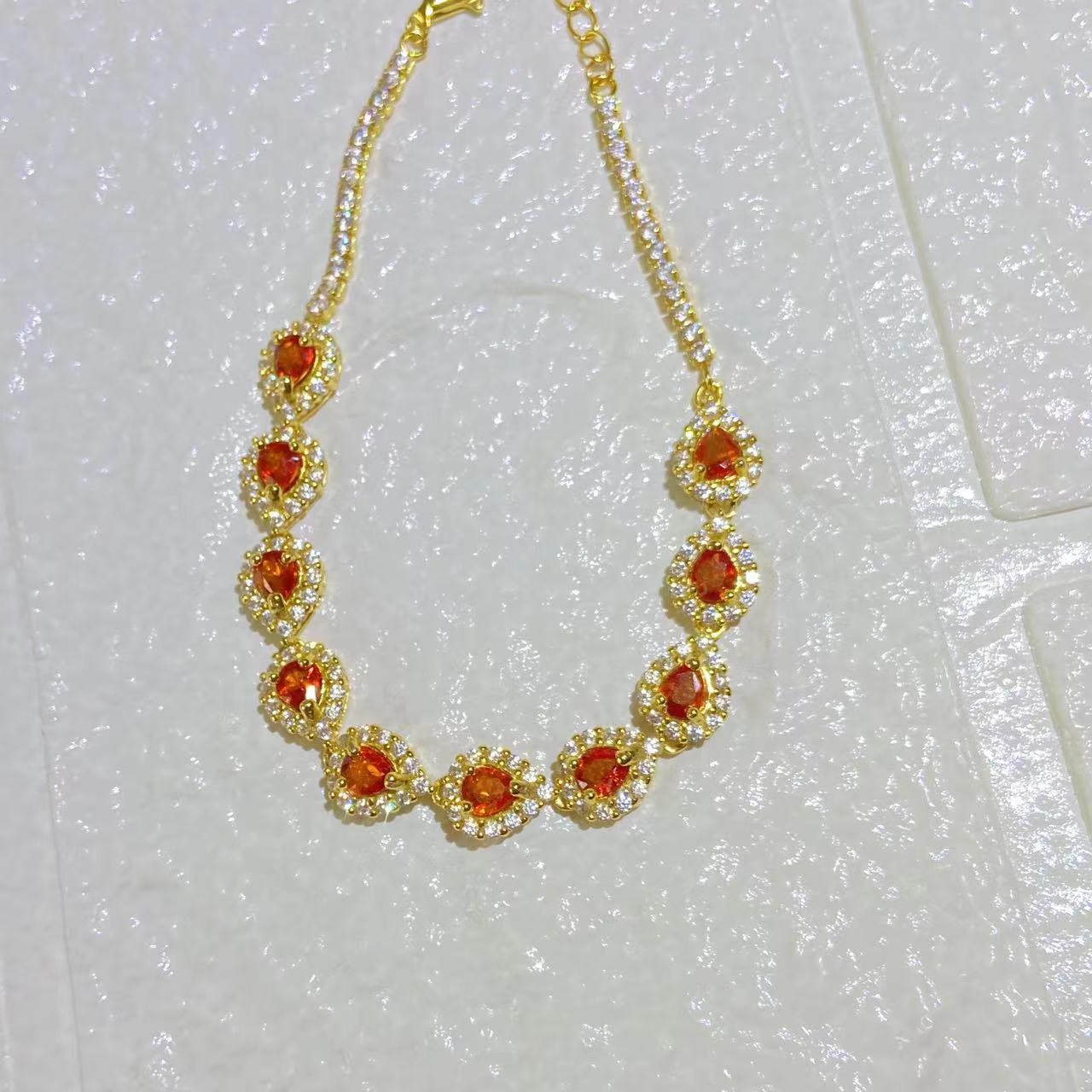 天然彩色蓝宝石手链多颗简约精致款