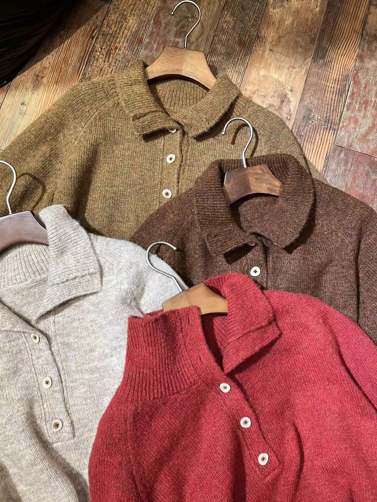 布衣家小铺子推荐～原创衣路高领半开POlO毛衣百搭