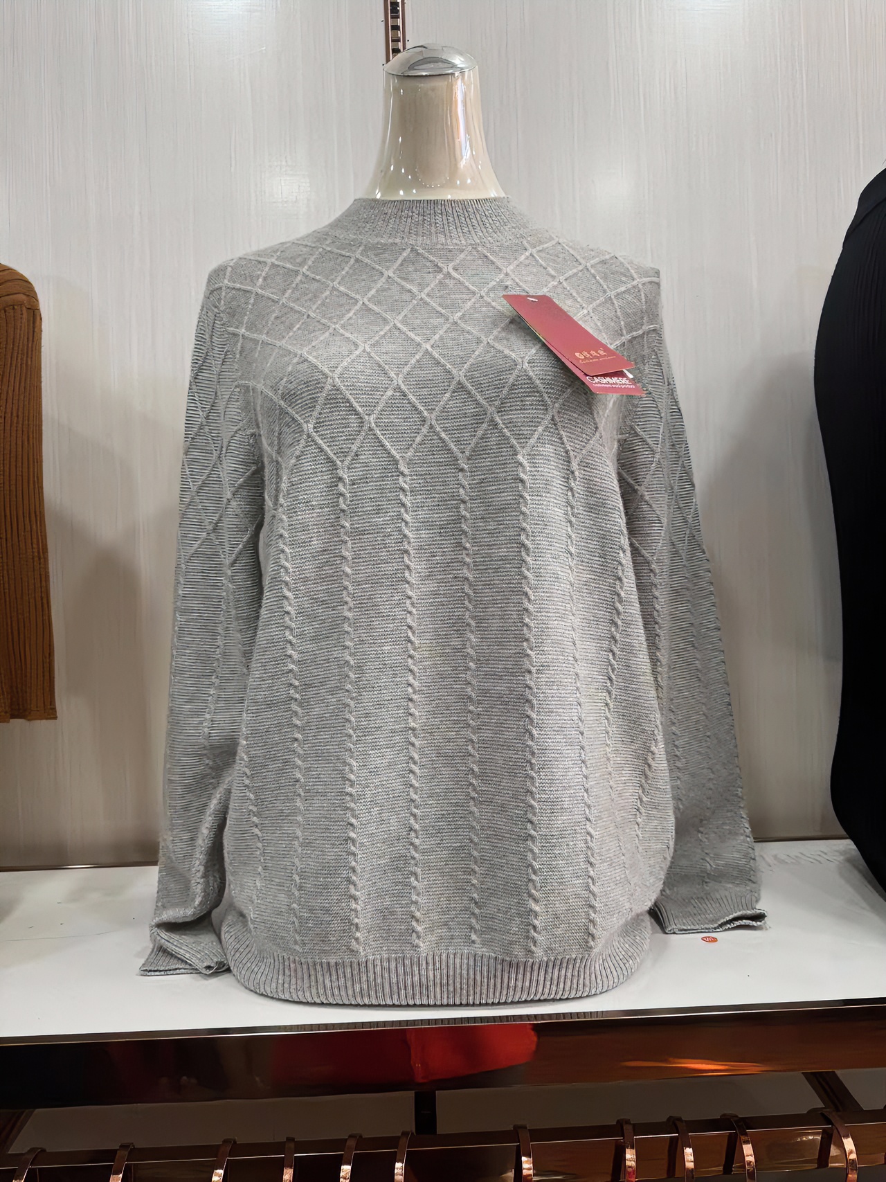 长袖休闲半高领翻花羊绒女套衫保暖时尚简约百搭针织羊绒小件女士