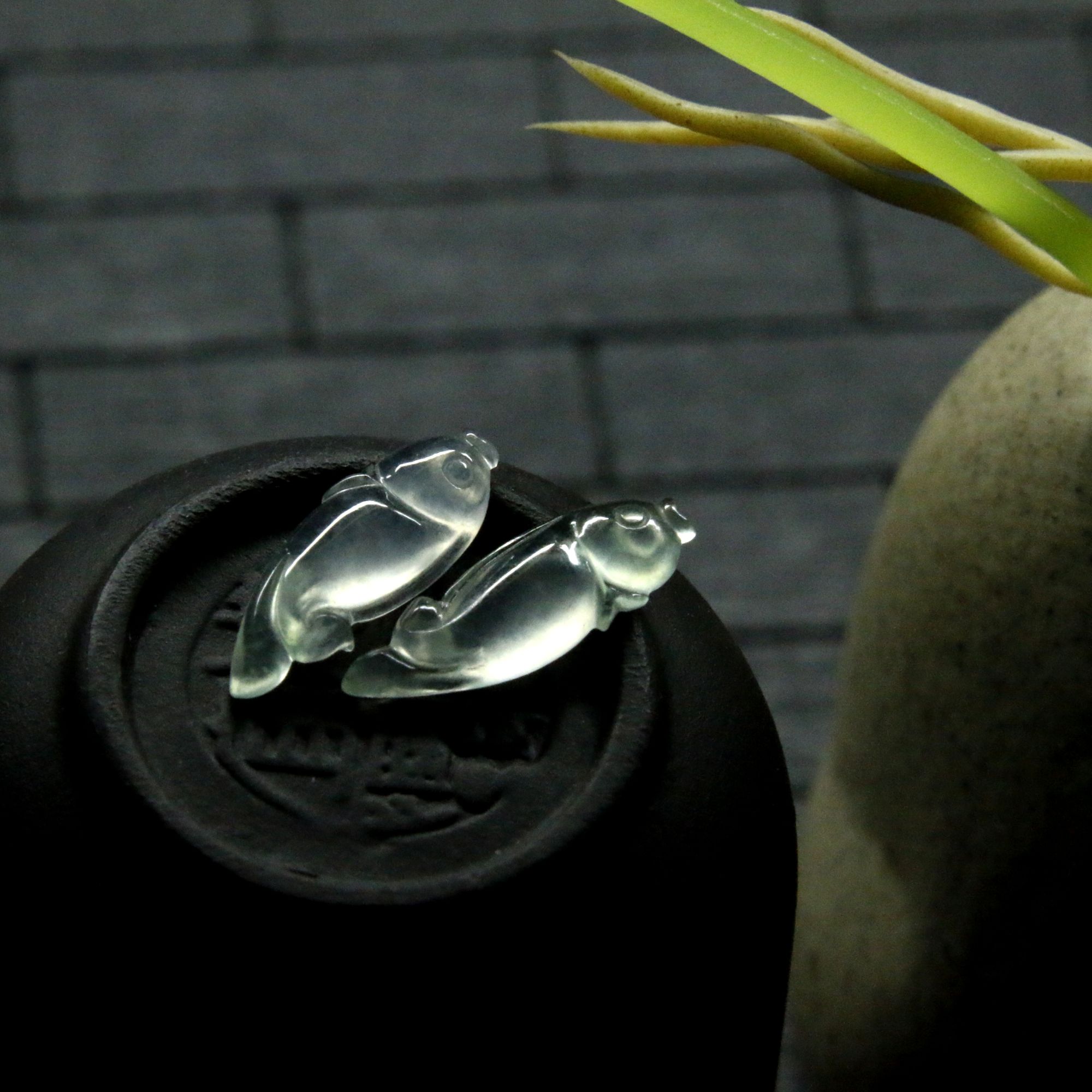 缅甸纯天然A货翡翠，精美冰透玻璃种金鱼耳饰，可爱时尚日常女款