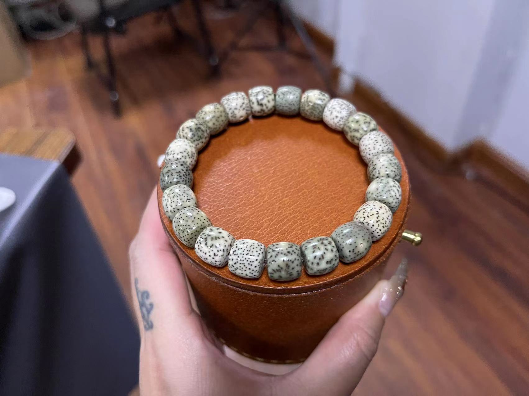 11*10小细星，石玉料星月菩提