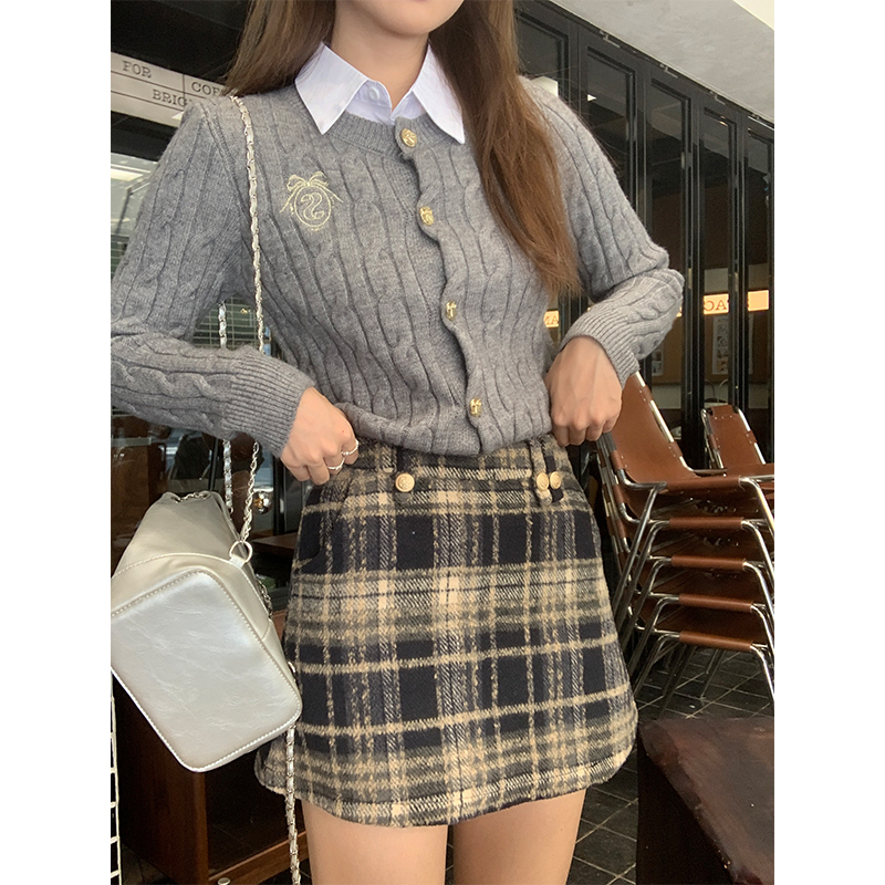 半身裙学院风藏蓝色气流行时尚潮牌女装短裙半身裙高腰a短裙秋冬