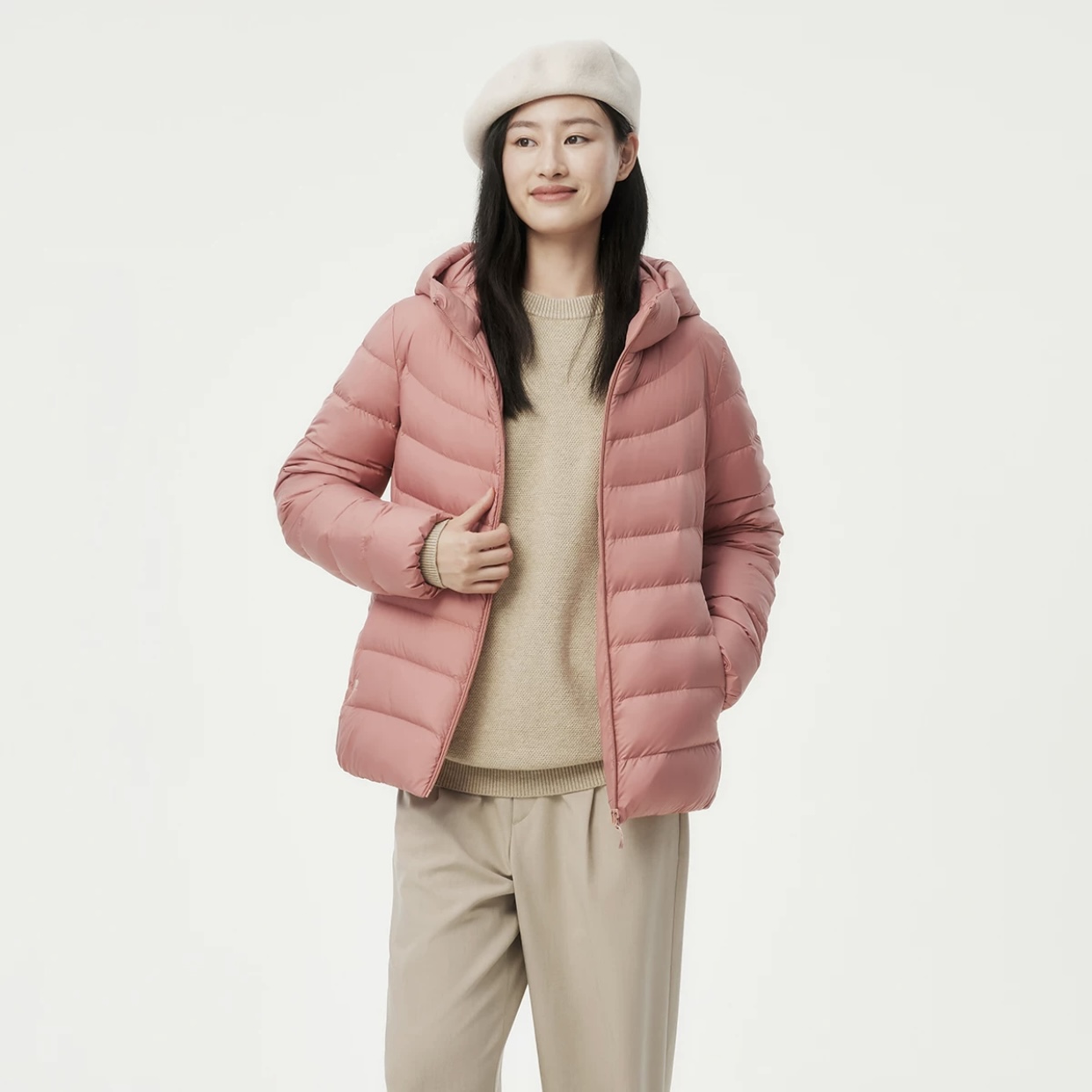 【断码福利】2024新款女士经典短款轻薄百搭连帽羽绒服310238