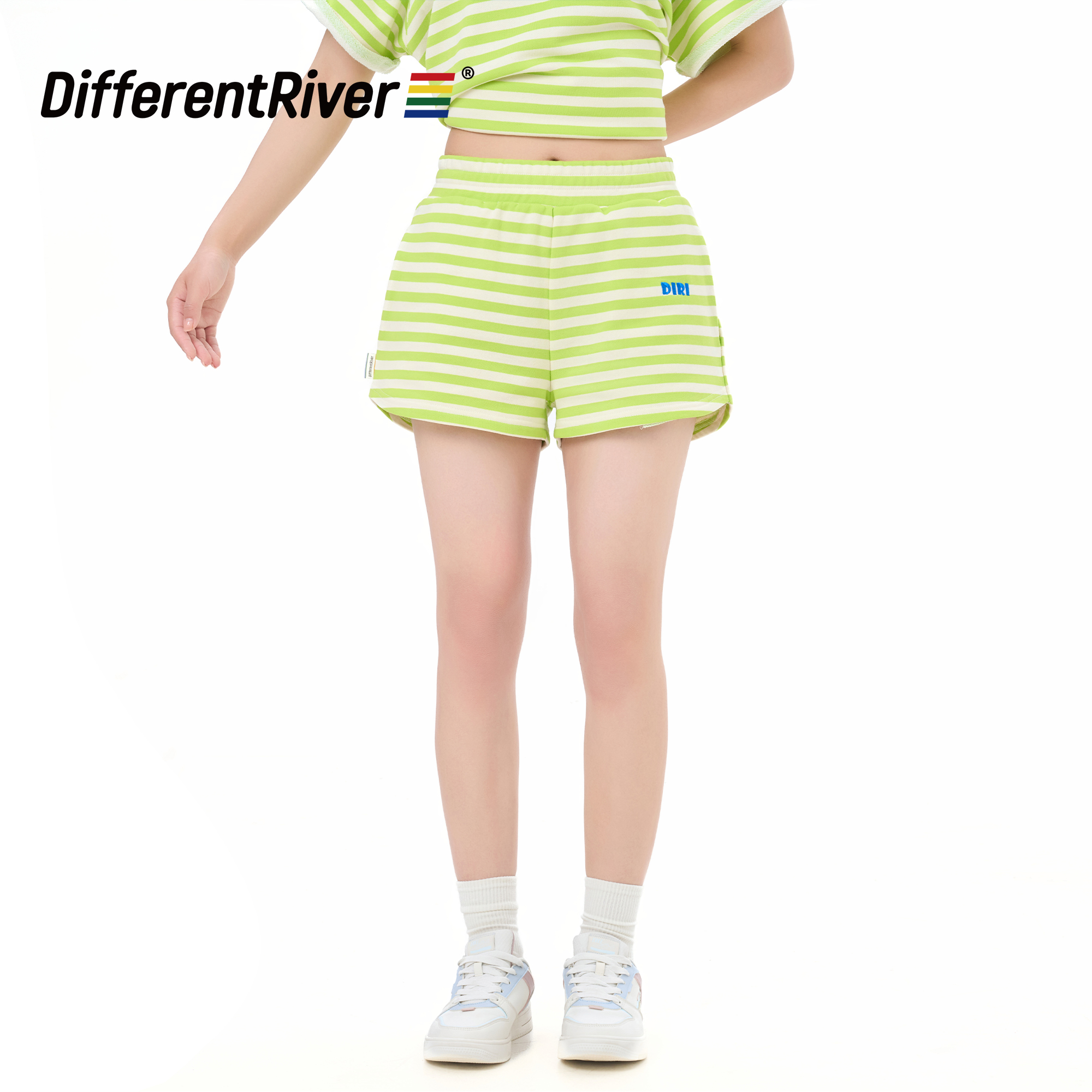 DifferentRiver2025春夏【S/HE】自在系列-简约休闲毛圈宽松短裤