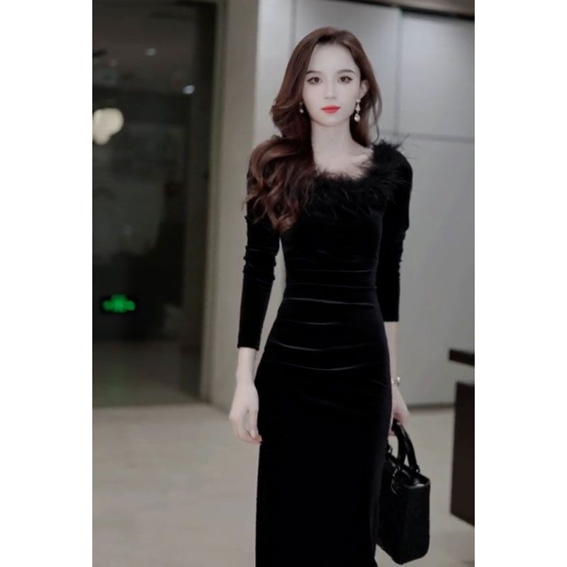 2023秋冬新款轻奢名媛气质金丝绒连衣裙高级感收腰遮肉显瘦中长裙