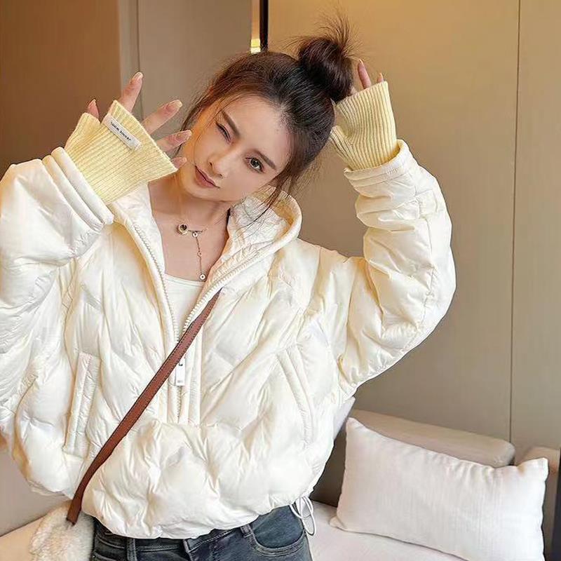 雅鹿欧货时尚压花半拉链短款羽绒服女秋冬设计感百搭套头保暖连帽