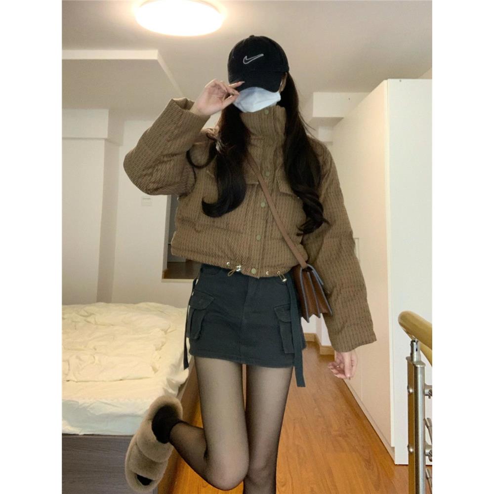 雅鹿咖色短款立领羽绒棉服外套女小个子冬季加厚显瘦抽绳面包服in
