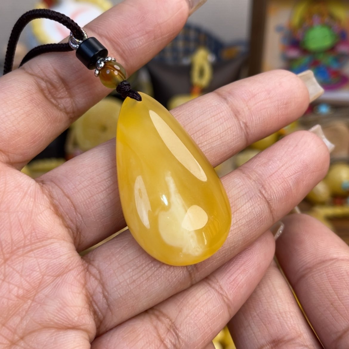 【闪购商品】蜜蜡吊坠(赠链)未镶嵌