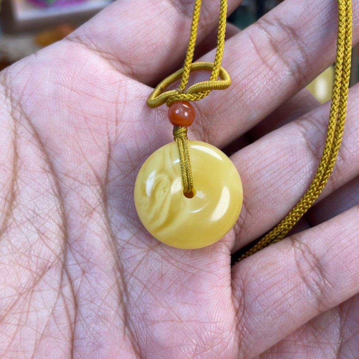 【闪购商品】蜜蜡吊坠(赠链)未镶嵌