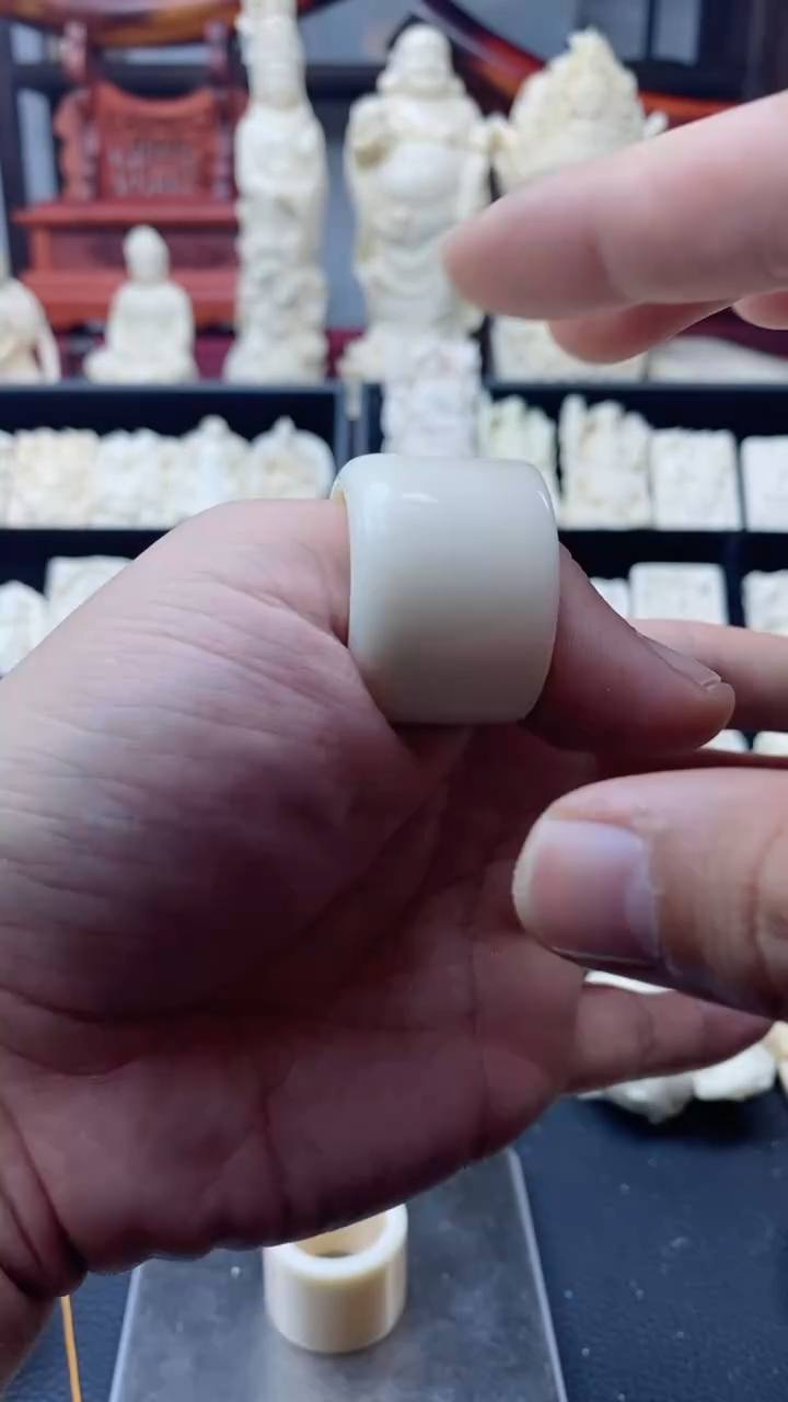 【闪购商品】雕刻木材木艺小猛小犸扳指拍一发一