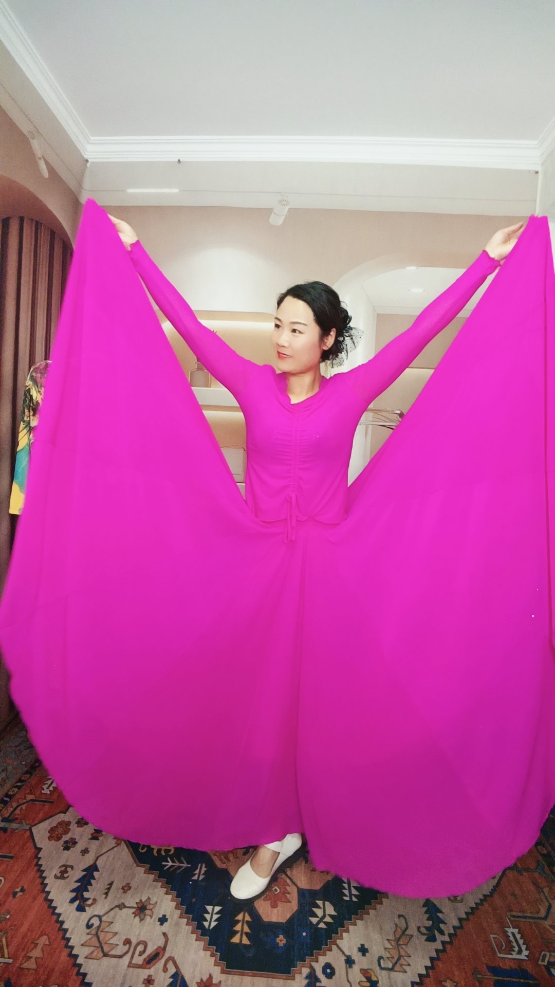 梅紫色冰丝纱新疆舞民族套装飘逸大摆裙连衣裙舞蹈服表演服大裙摆