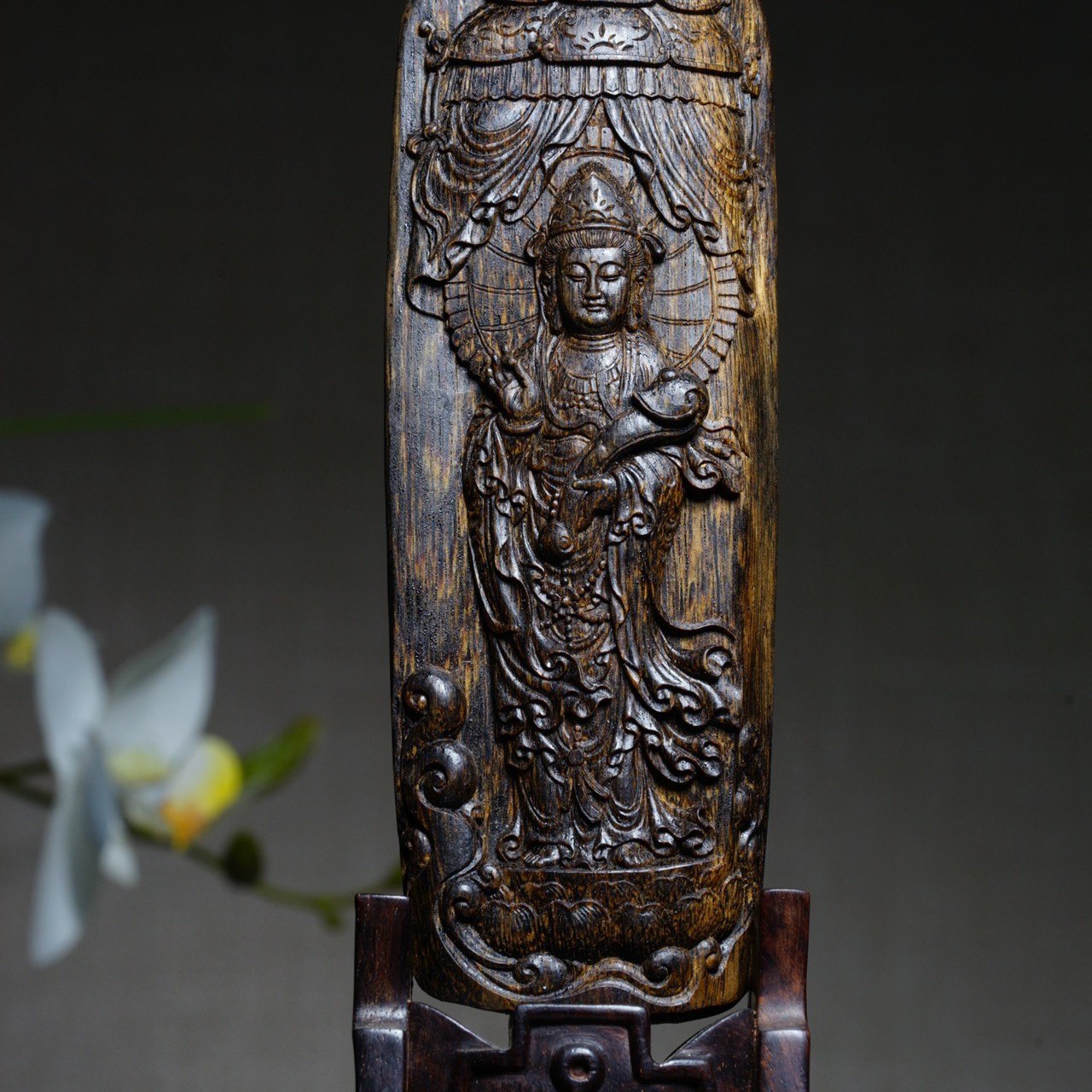 文莱老料沉水级沉香摆件观音工艺品老物件财神手工陶瓷书房笔筒艺