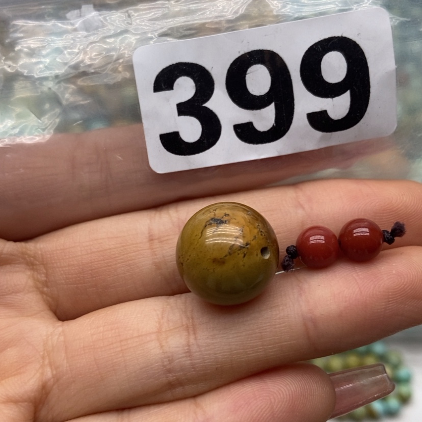 【闪购商品】南红玛瑙颈饰未镶嵌是****疯