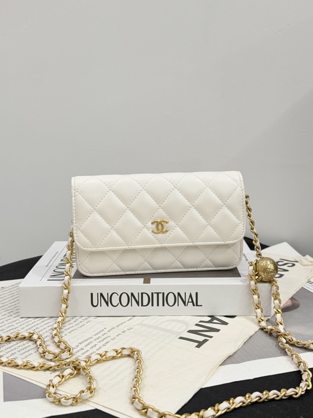 全新未使用 Chanel/香奈儿 白金金球mini woc 全套 拍下送中检