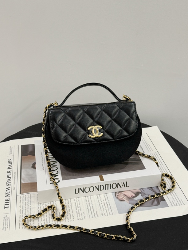 全新未使用 Chanel/香奈儿 手柄woc豌豆苹果斜挎包 全套 拍下送检