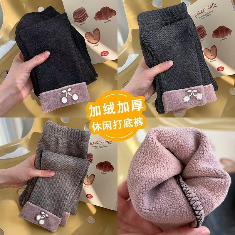 清仓福利女童春秋打底裤2025秋冬款宝宝保暖秋装儿童加绒加厚裤子