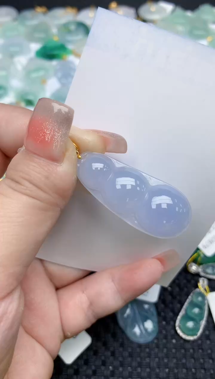 【闪购商品】翡翠颈饰18K金镶嵌天然翡翠A货93