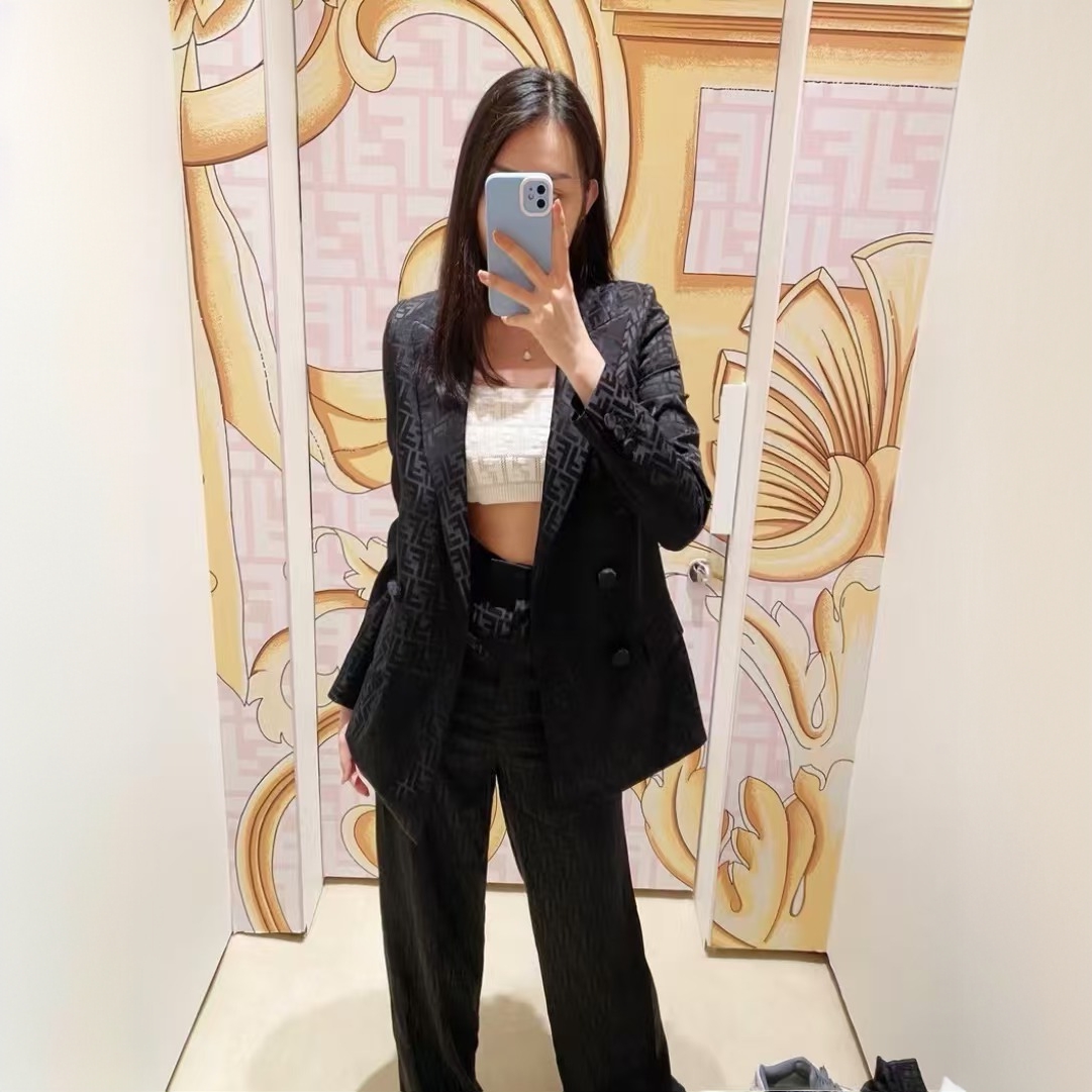 99新 FENDI/芬迪 H11695 22款黑色老花满印桑蚕丝西装外套 36 XS
