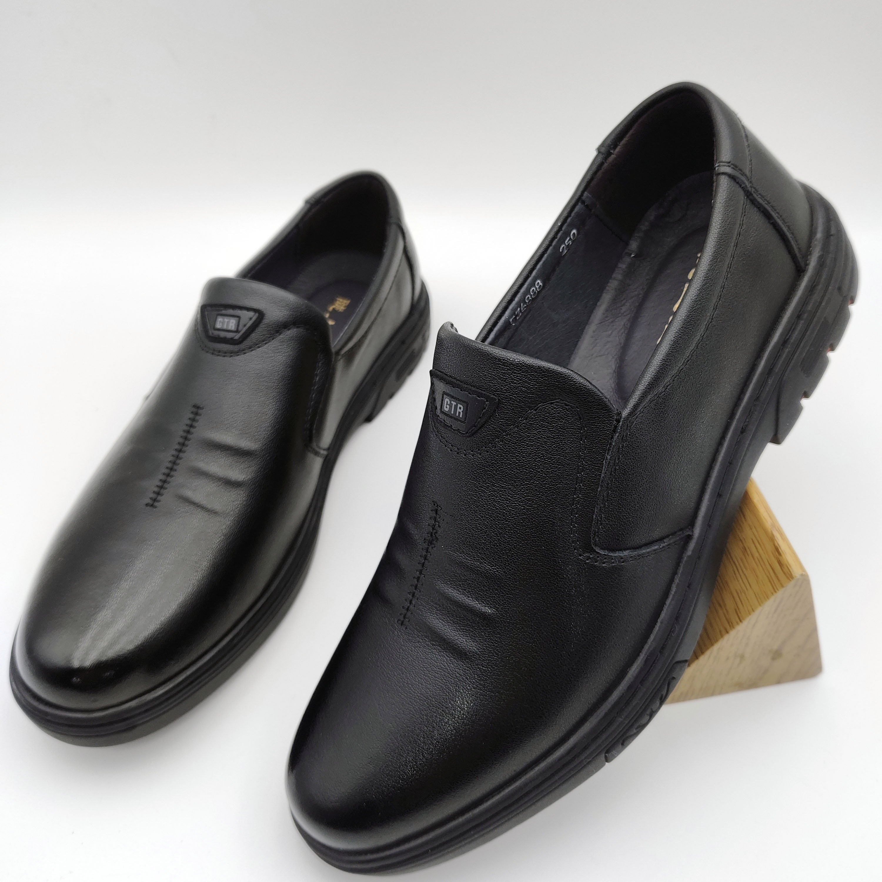 男鞋真皮皮鞋黑色软底百搭男士商务正装透气休闲潮流德比6888