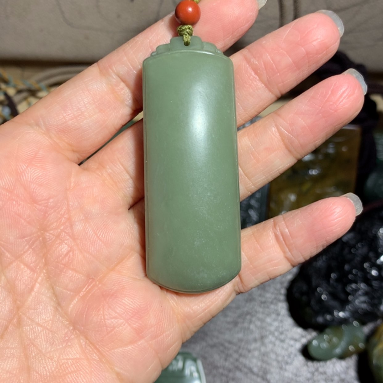 【闪购商品】岫岩老玉（透闪石质玉）颈饰未镶嵌六****区