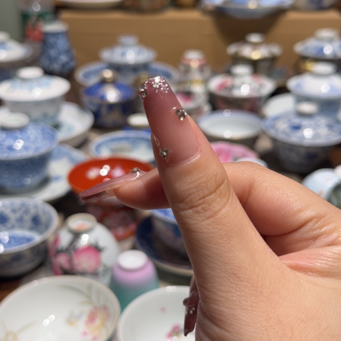 【闪购商品】瓷杯巧**?