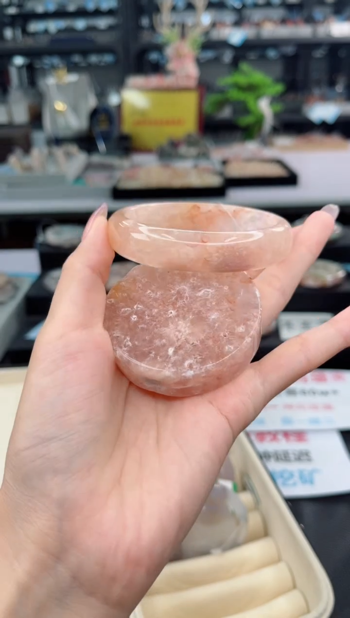 【闪购商品】石英质玉手镯未镶嵌60圈口（赠品镯心）6428707