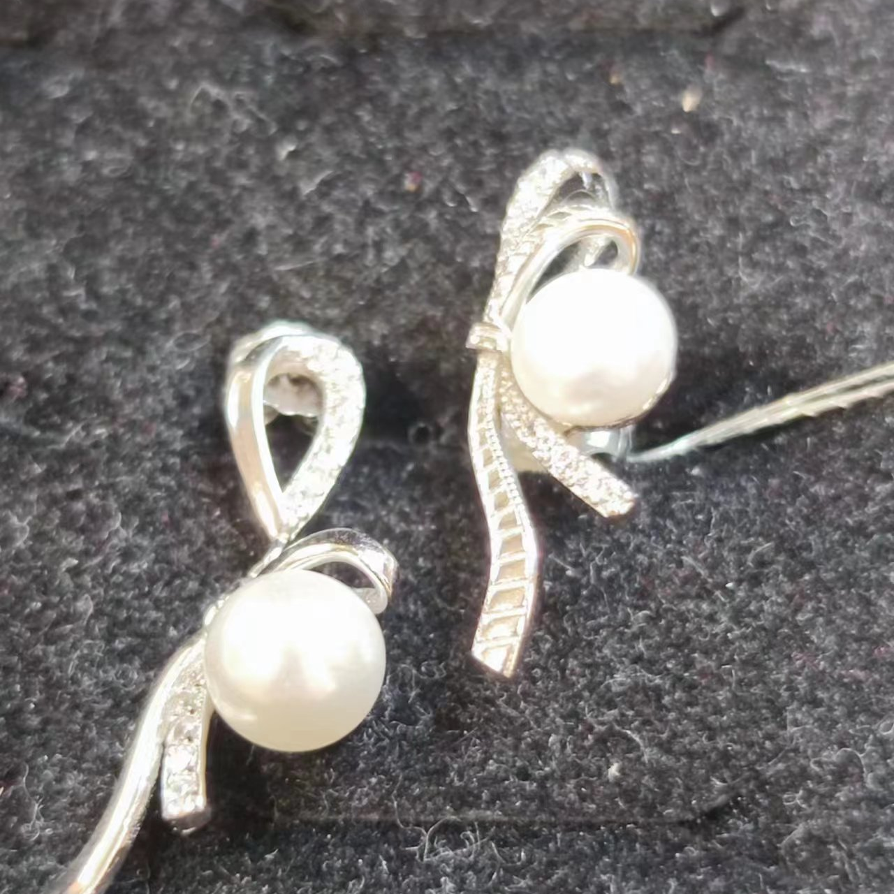 925银珍珠耳饰 （小绵绵）