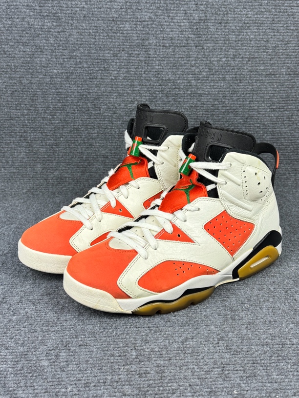 43码/95新带原盒（右鞋鞋背轻微瑕疵）/AJ6 佳得乐 中帮 复古篮球鞋