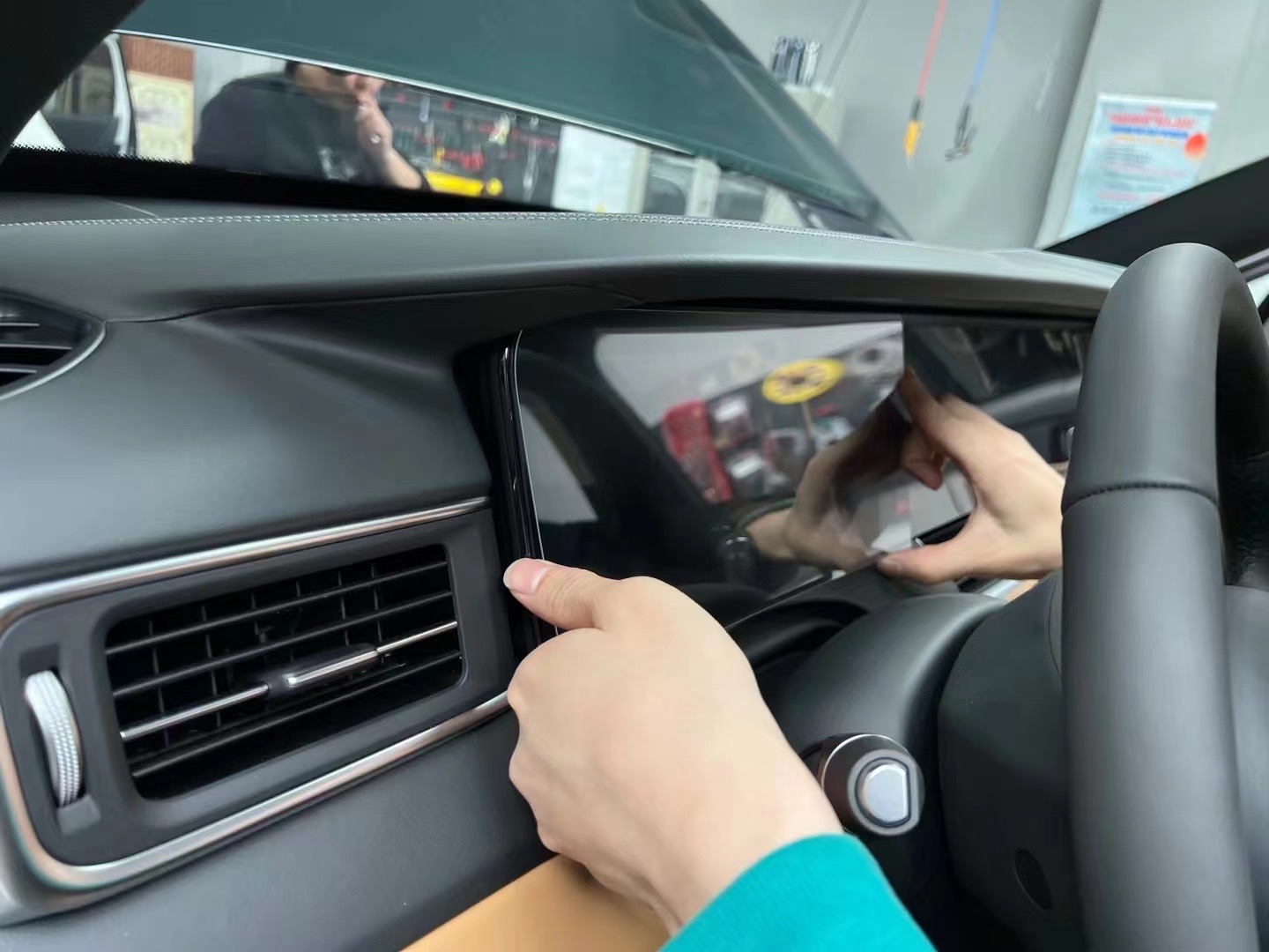 理想ONE屏幕钢化膜改装内饰保护膜汽车用品